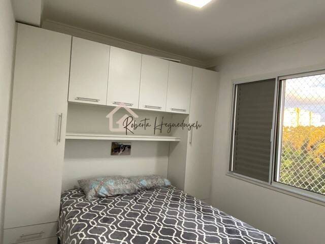 Apartamento à venda com 2 quartos, 80m² - Foto 11